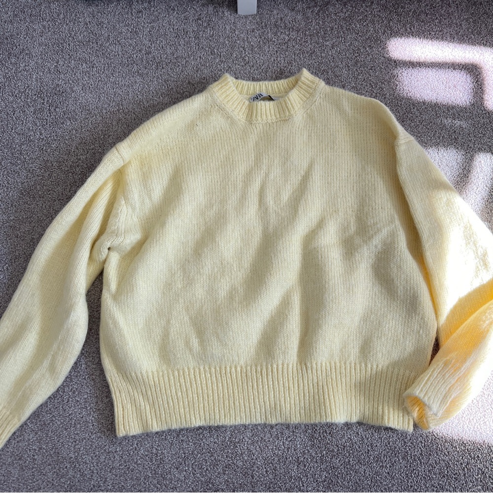 Zara soft knit sweater